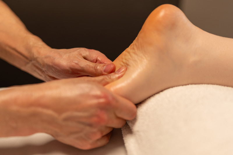 Shijir -Massage des Fußes