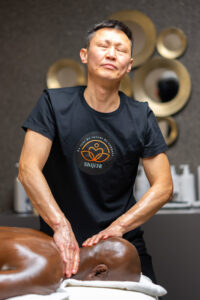 Shijir -Massage des Nackens